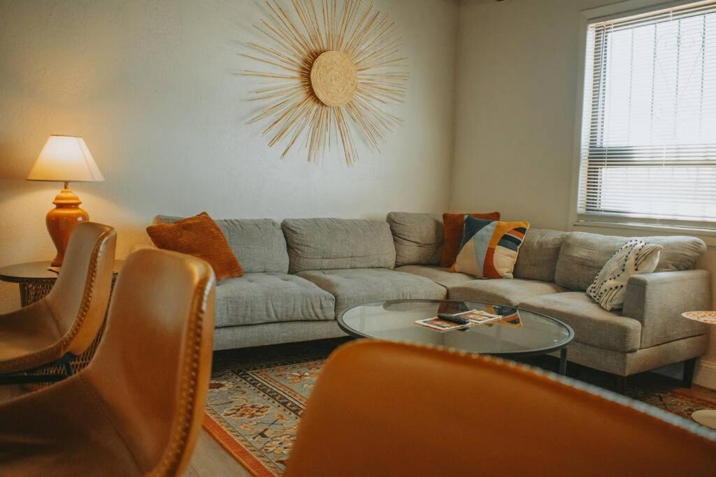 Casa Charleston-3Br-2Bath-Hot Tub-Pet Friendly-No Pet Fees! Villa Albuquerque Exterior foto