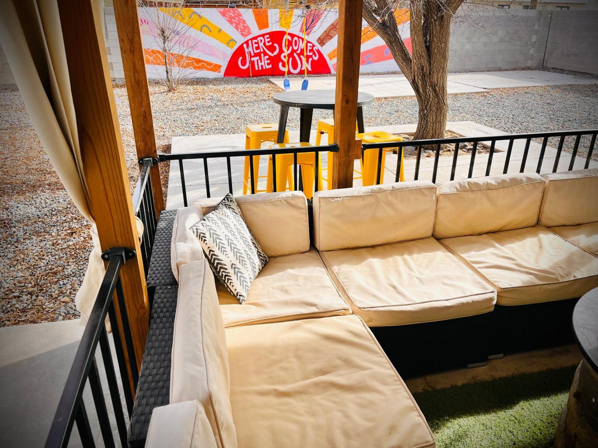 Casa Charleston-3Br-2Bath-Hot Tub-Pet Friendly-No Pet Fees! Villa Albuquerque Exterior foto